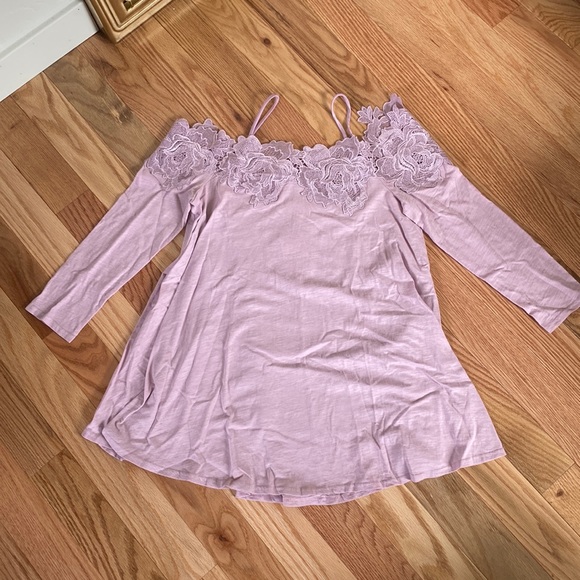 NEW Anthropologie Meadow Rue✨Lace Line Off-the-Shoulder Lilac Top - Picture 2 of 9